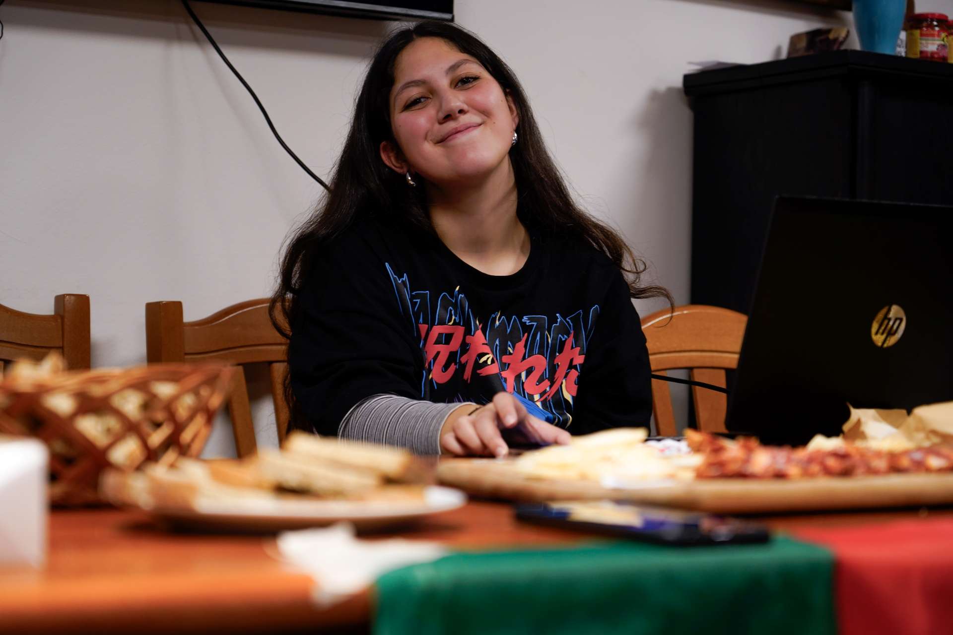 24CZ-A1-Letsgoviral-004-web