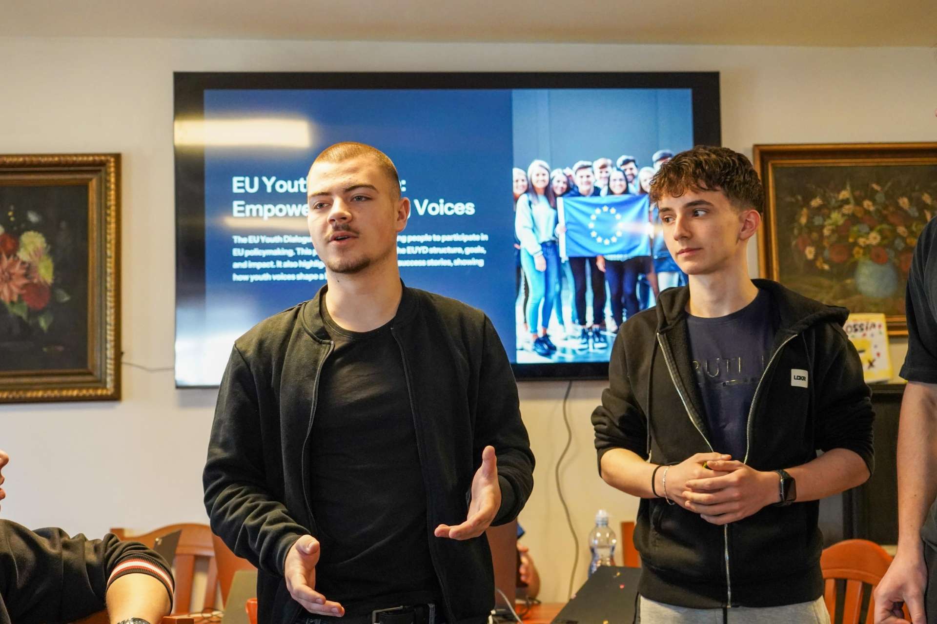 24CZ-A3-E-Merge-A2601779._WEB